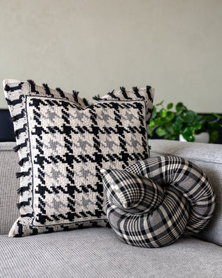 Quillow Handmade Organic Cotton Knot Pillow - YaYa & Co.